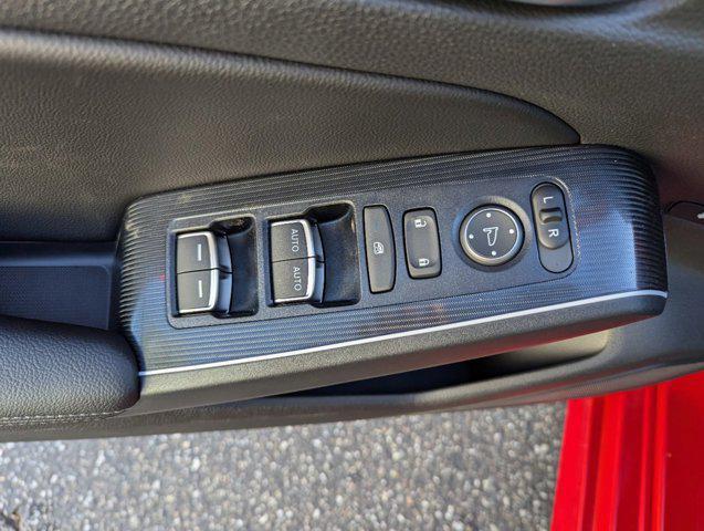 new 2025 Honda Civic Hybrid car, priced at $31,183