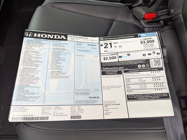 new 2025 Honda Pilot car, priced at $51,092