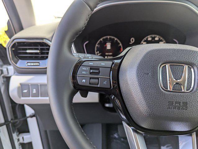 new 2025 Honda Pilot car, priced at $52,561