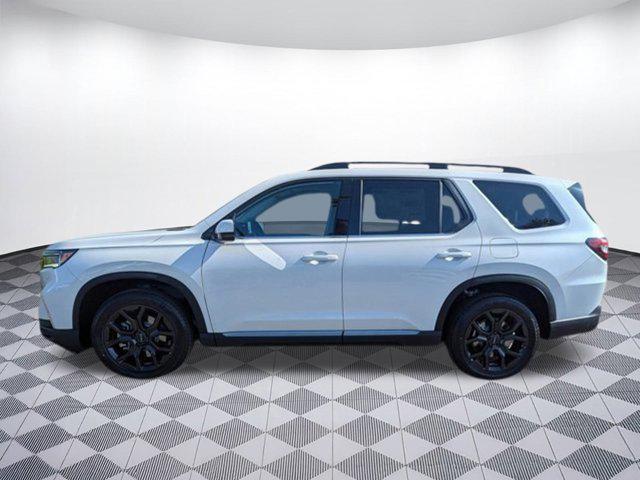 new 2025 Honda Pilot car, priced at $52,561