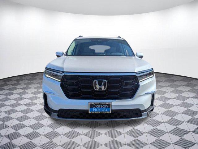 new 2025 Honda Pilot car, priced at $52,561
