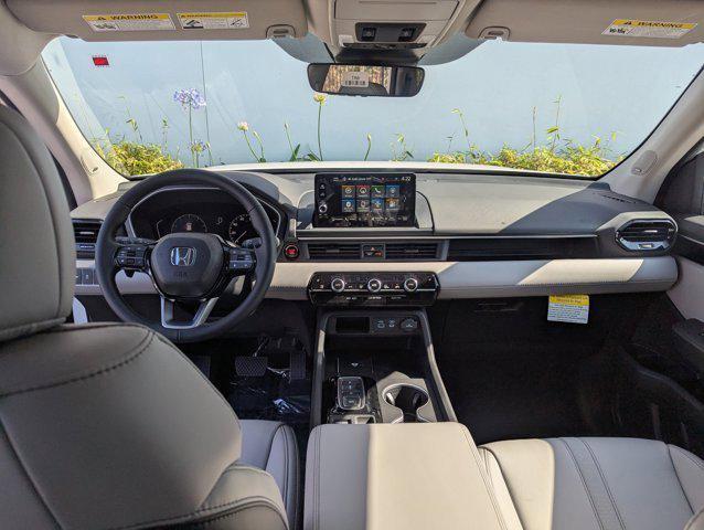 new 2025 Honda Pilot car, priced at $52,561