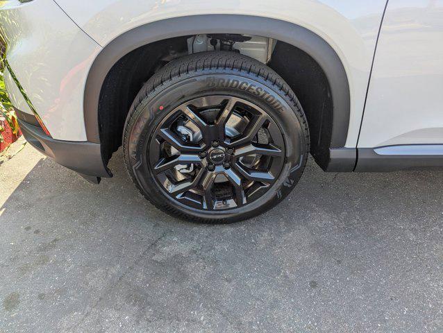 new 2025 Honda Pilot car, priced at $52,561