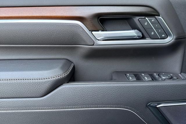new 2025 GMC Sierra 2500 car, priced at $85,880