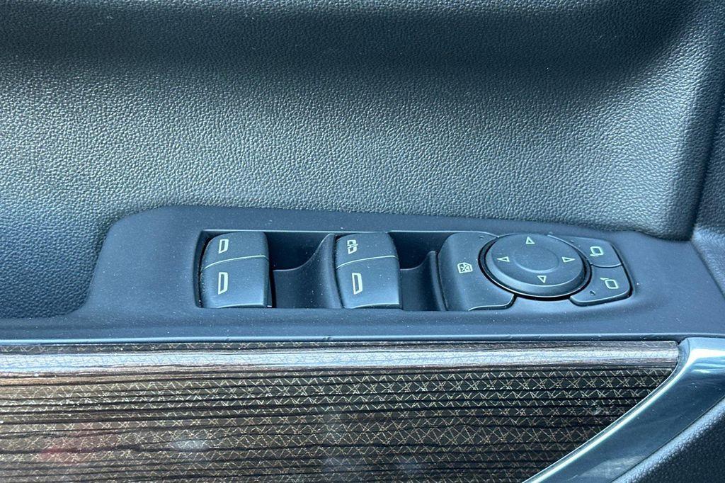 used 2021 Chevrolet Silverado 1500 car, priced at $38,500