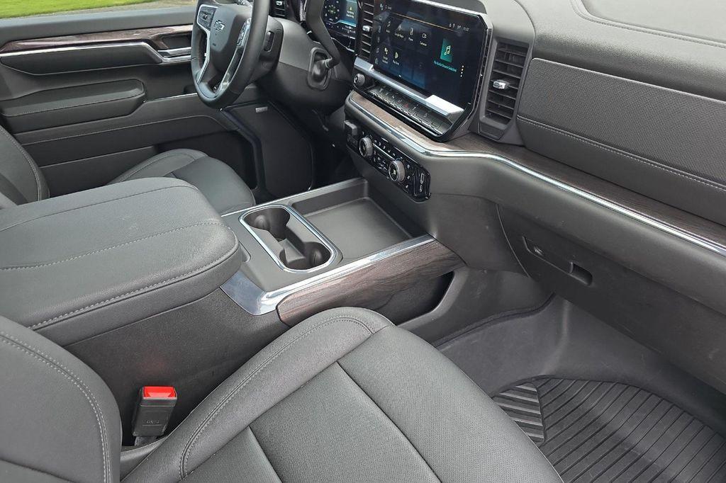 used 2024 Chevrolet Silverado 2500 car, priced at $71,900