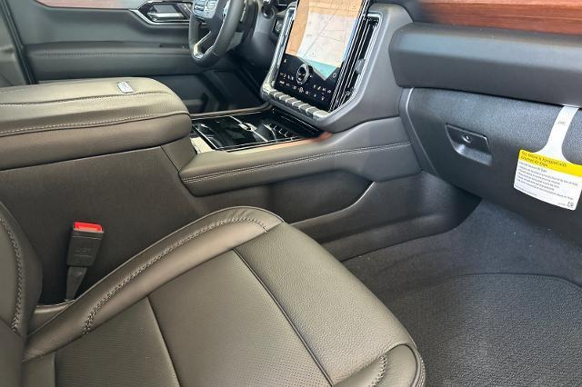 new 2025 GMC Yukon XL car, priced at $88,735