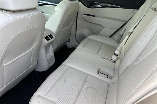 used 2023 Buick Envision car, priced at $24,900