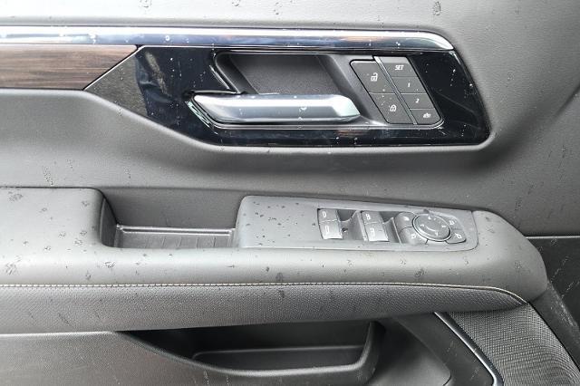 new 2026 Chevrolet Suburban car, priced at $101,540