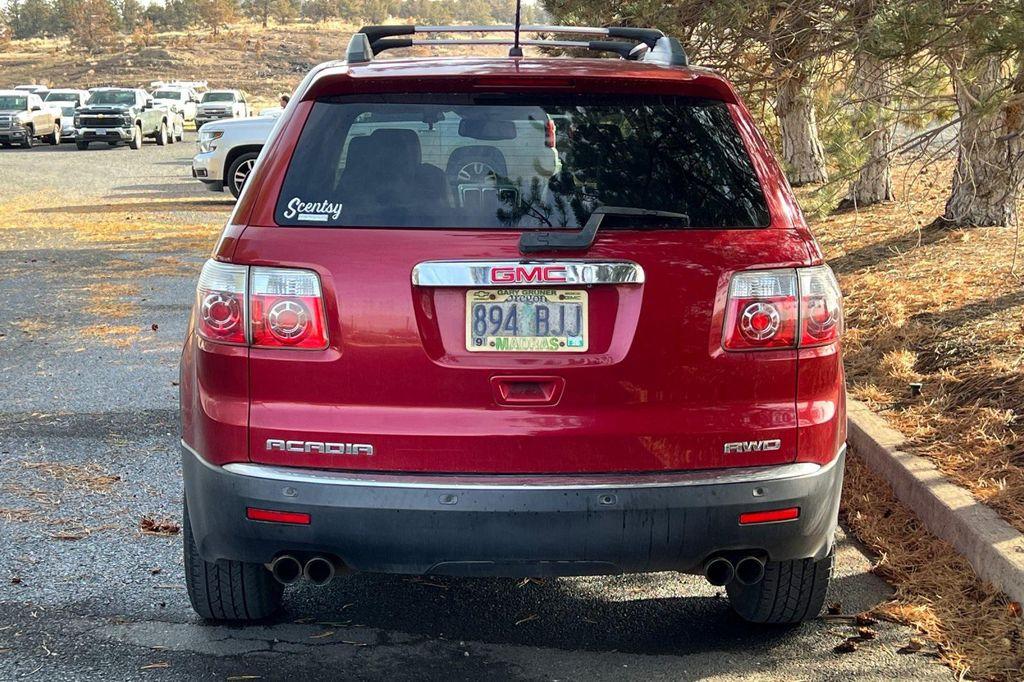 used 2012 GMC Acadia car, priced at $10,500