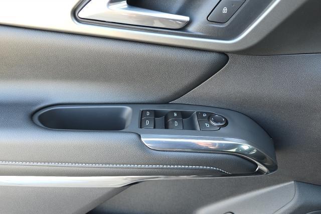 new 2026 Chevrolet Traverse car, priced at $44,520