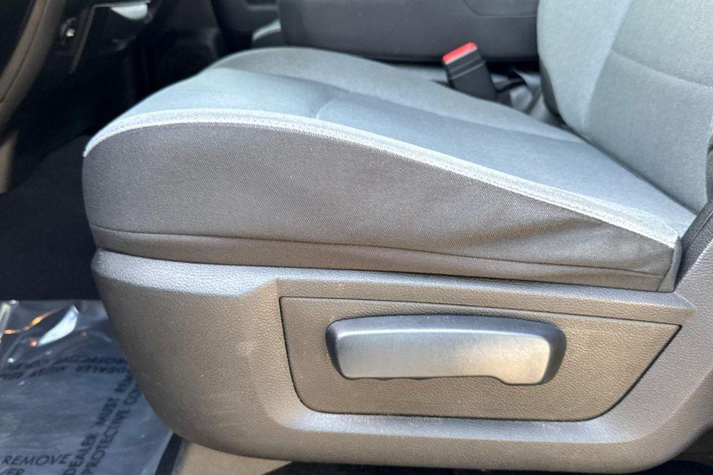 used 2022 Ram 1500 Classic car, priced at $26,900