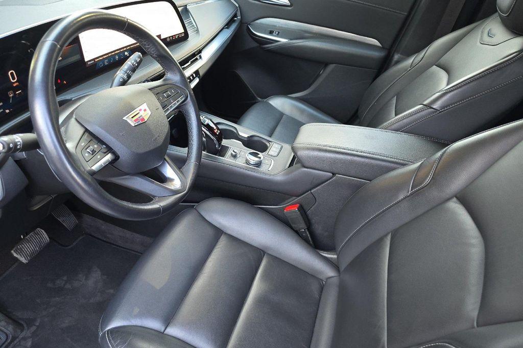 used 2024 Cadillac XT4 car, priced at $34,900