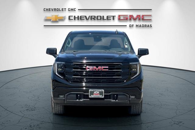 new 2025 GMC Sierra 1500 car, priced at $53,390