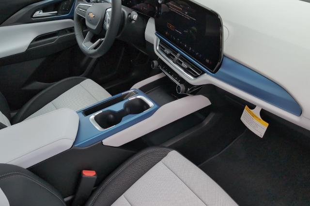 new 2025 Chevrolet Equinox EV car, priced at $48,190