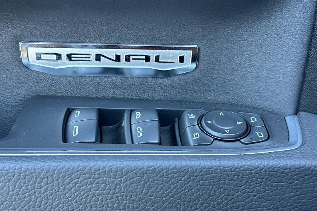 new 2025 GMC Sierra 1500 car, priced at $78,275