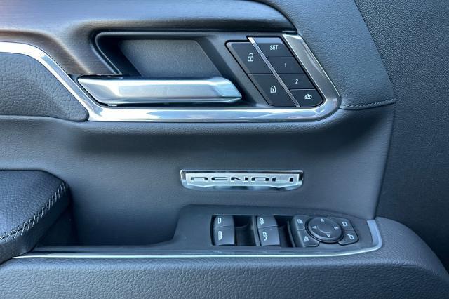 new 2025 GMC Sierra 1500 car, priced at $78,275