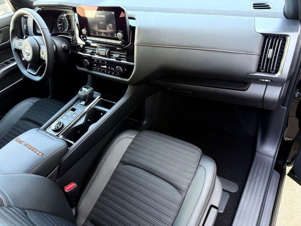 new 2025 Nissan Pathfinder car, priced at $38,500