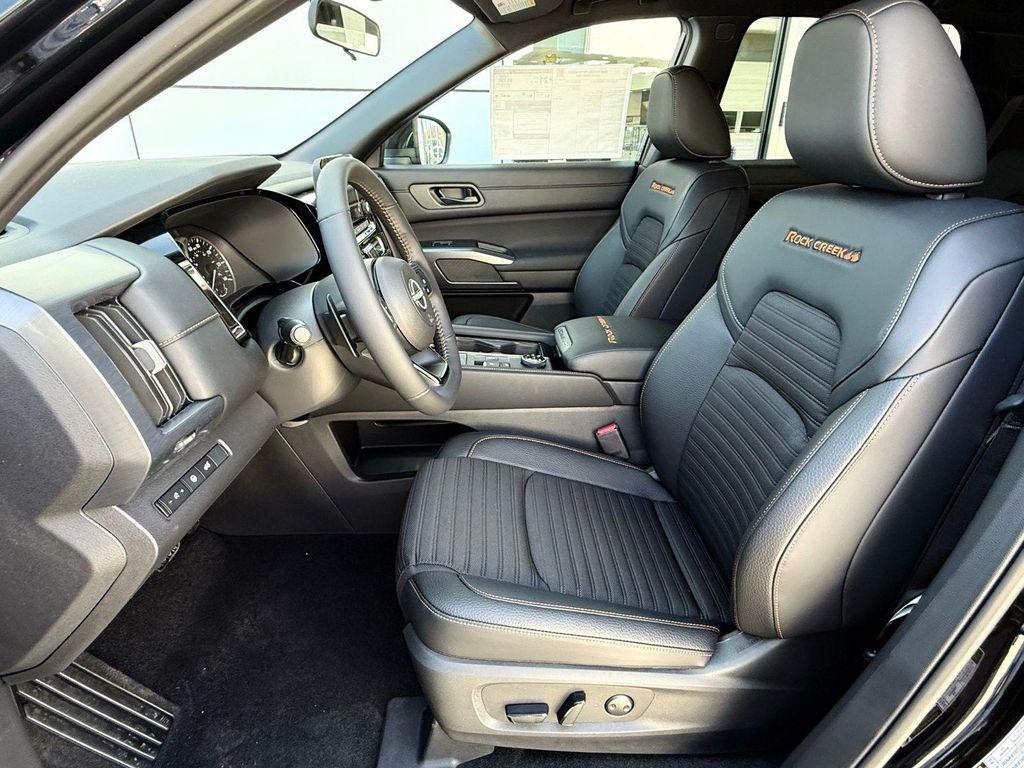 new 2025 Nissan Pathfinder car, priced at $38,500