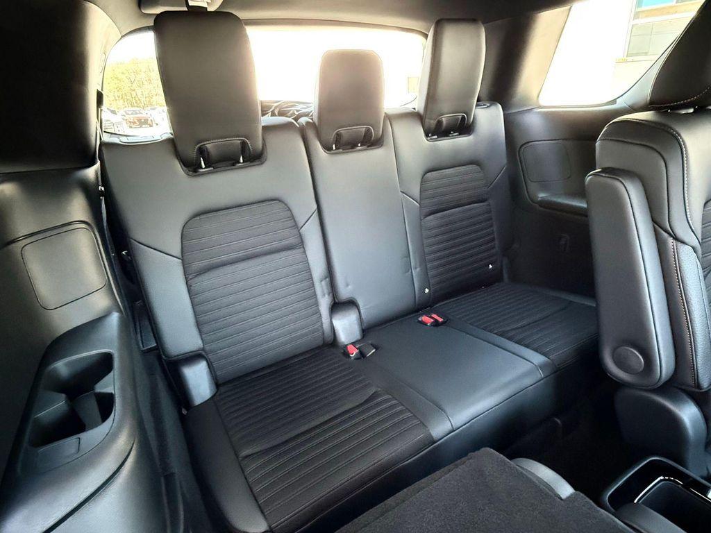 new 2025 Nissan Pathfinder car, priced at $38,500