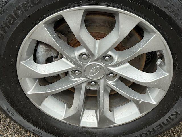 used 2019 Hyundai Santa Fe car, priced at $11,401