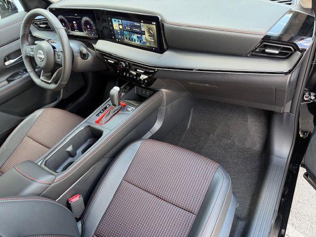 new 2025 Nissan Kicks car, priced at $28,218