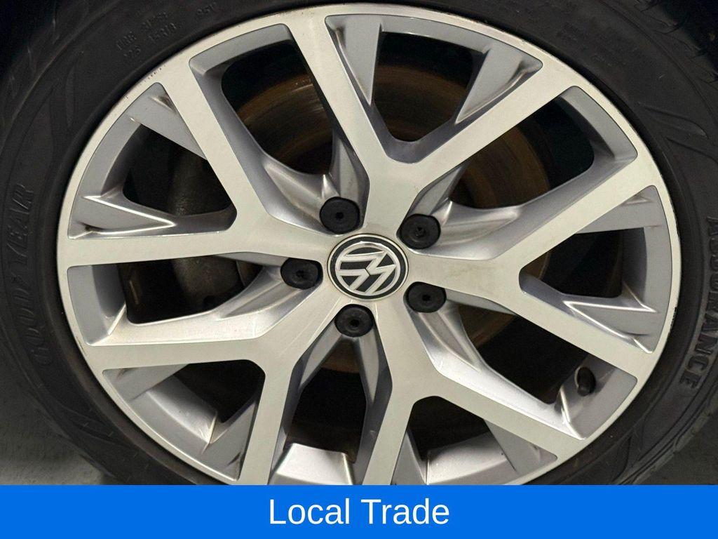 used 2018 Volkswagen Golf Alltrack car, priced at $23,874