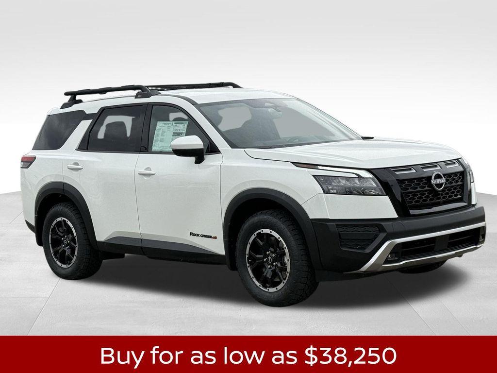 new 2025 Nissan Pathfinder car, priced at $38,250