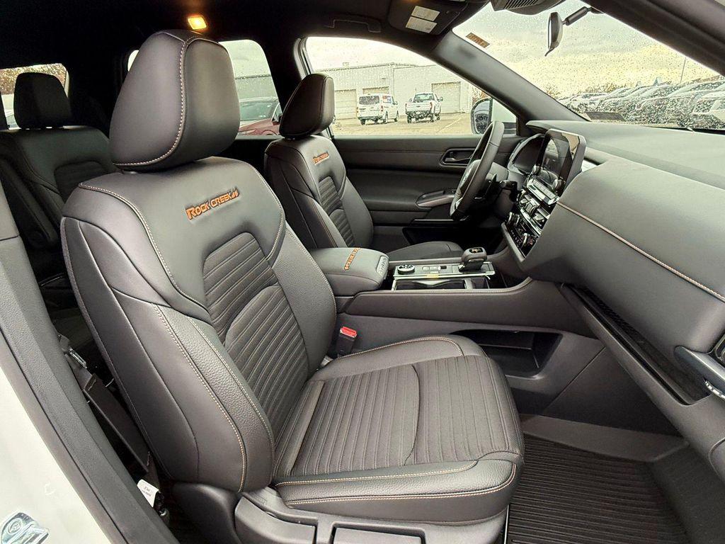 new 2025 Nissan Pathfinder car, priced at $38,250