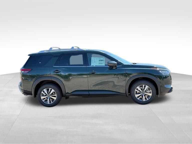 new 2025 Nissan Pathfinder car, priced at $46,475