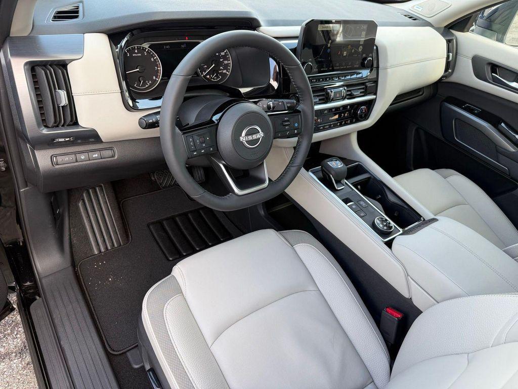 new 2025 Nissan Pathfinder car, priced at $41,000