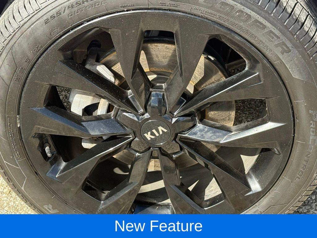 used 2021 Kia Sorento car, priced at $22,497