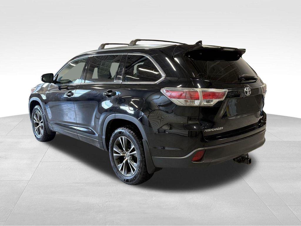 used 2016 Toyota Highlander car, priced at $18,467