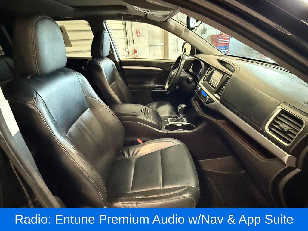 used 2016 Toyota Highlander car, priced at $18,467