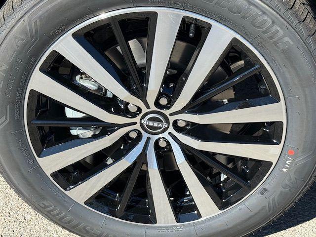 new 2025 Nissan Pathfinder car, priced at $44,900