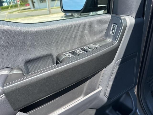 new 2025 Ford F-150 car, priced at $50,092