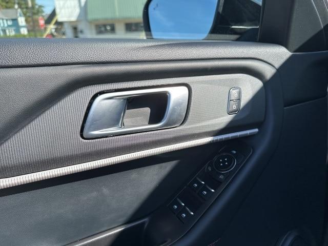 used 2025 Ford Explorer car, priced at $42,749