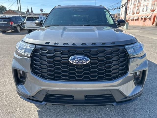 used 2025 Ford Explorer car, priced at $42,749