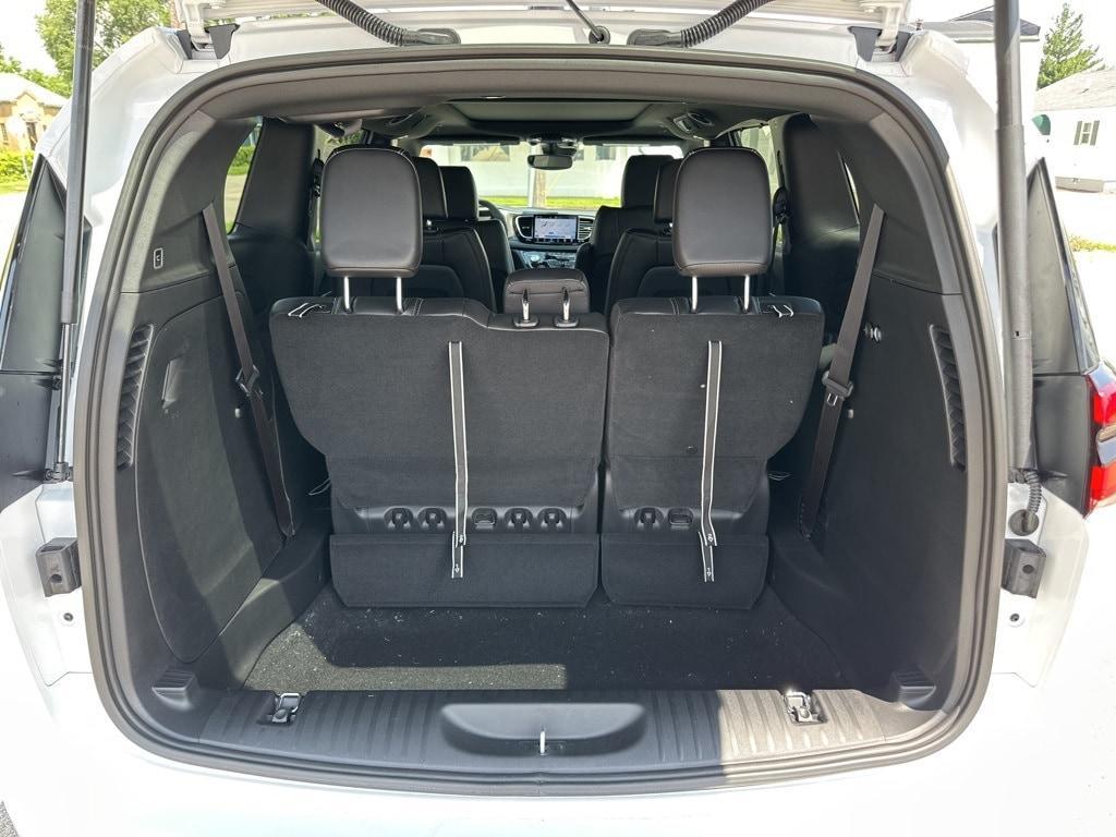 new 2025 Chrysler Pacifica car, priced at $49,907
