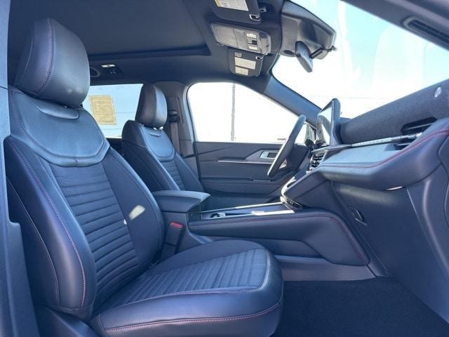 new 2025 Ford Explorer car, priced at $50,120