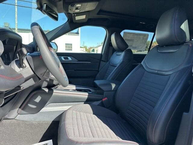 new 2025 Ford Explorer car, priced at $50,120