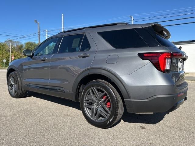 new 2025 Ford Explorer car, priced at $50,120