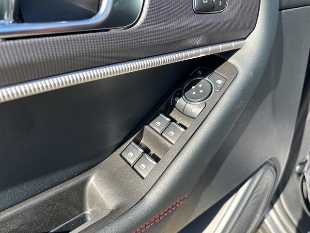 new 2025 Ford Explorer car, priced at $50,120