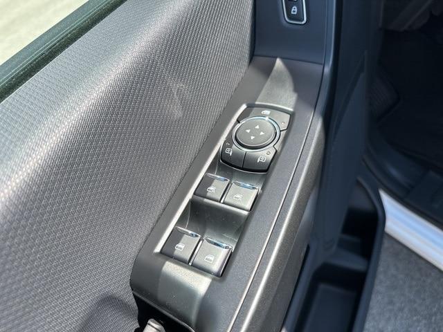 new 2025 Ford F-150 car, priced at $50,092