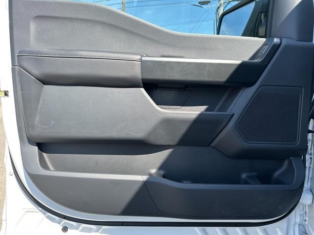 new 2025 Ford F-150 car, priced at $50,092