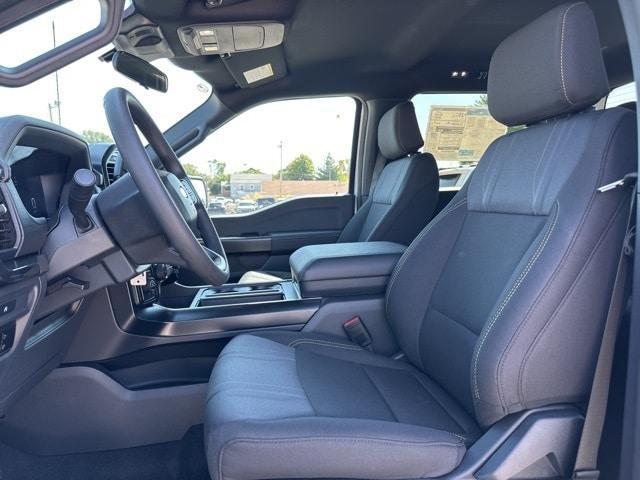 new 2025 Ford F-150 car, priced at $50,092