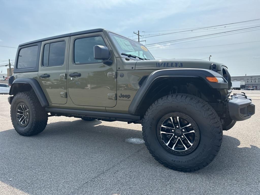 new 2025 Jeep Wrangler car, priced at $60,584