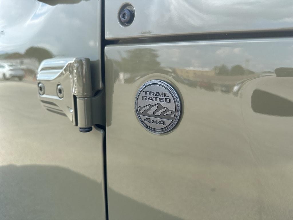 new 2025 Jeep Wrangler car, priced at $60,584