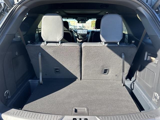 new 2025 Ford Explorer car, priced at $50,157