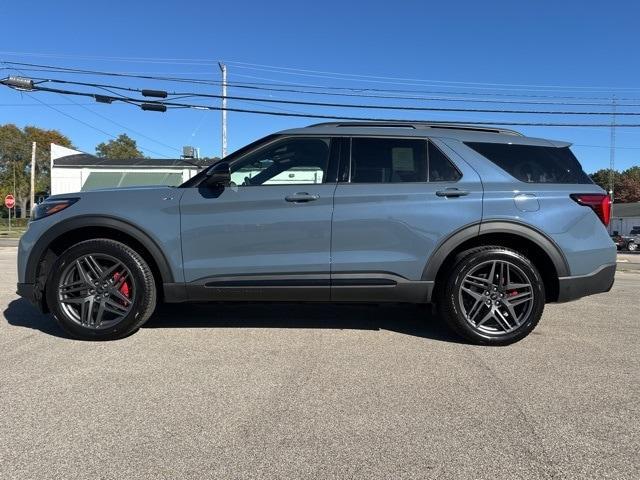 new 2025 Ford Explorer car, priced at $50,157